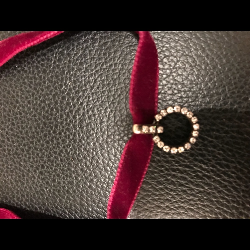 Maroon velvet like necklace